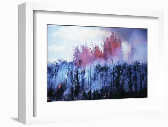 Kilauea Volcano Erupting-Bettmann-Framed Photographic Print