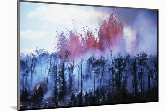 Kilauea Volcano Erupting-Bettmann-Mounted Photographic Print