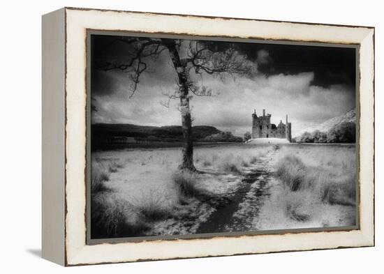 Kilchurn Castle, Loch Awe, Argyll, Scotland-Simon Marsden-Framed Premier Image Canvas