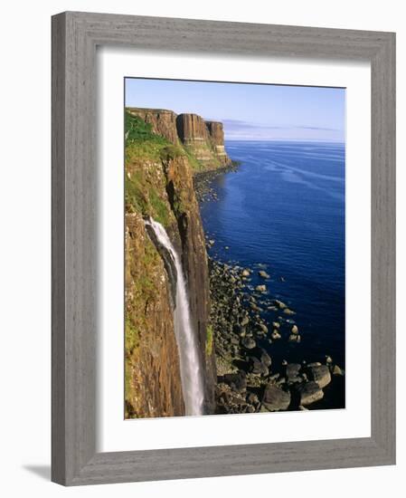 Kilt Rock, Isle of Skye, Scotland-Paul Harris-Framed Photographic Print