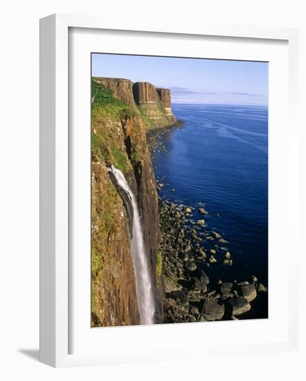 Kilt Rock, Isle of Skye, Scotland-Paul Harris-Framed Photographic Print