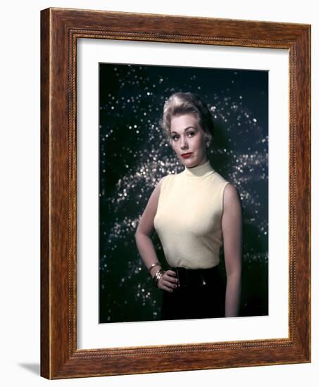 Kim Novak 1954-null-Framed Photo