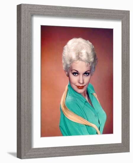 Kim Novak, 1956- 1957 (photo)-null-Framed Photo