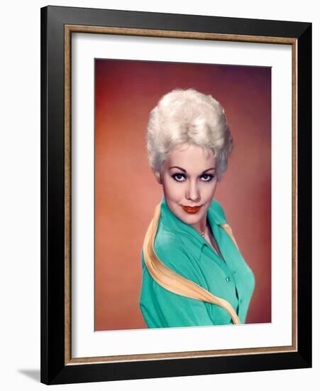 Kim Novak, 1956- 1957 (photo)-null-Framed Photo