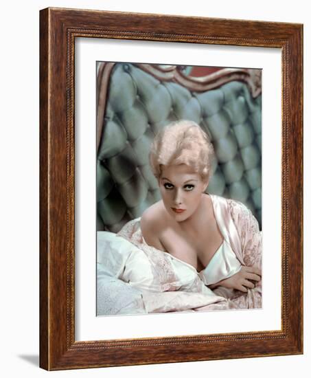 Kim Novak, 1956 (photo)-null-Framed Photo
