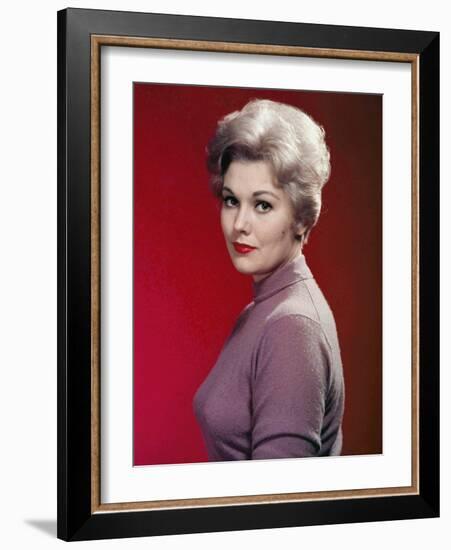 Kim Novak, 1956 (photo)-null-Framed Photo