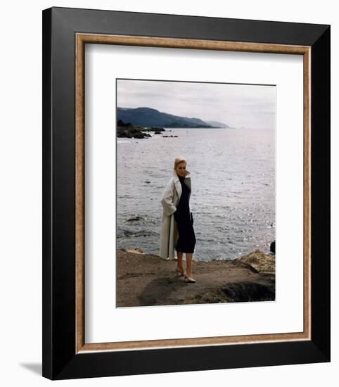 Kim Novak - Vertigo--Framed Photo