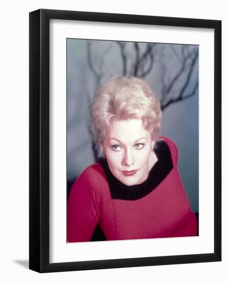 Kim Novak-null-Framed Photographic Print