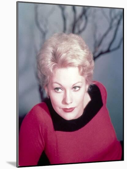 Kim Novak-null-Mounted Photographic Print