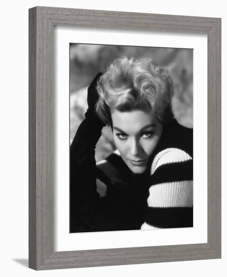 Kim Novak-null-Framed Photographic Print