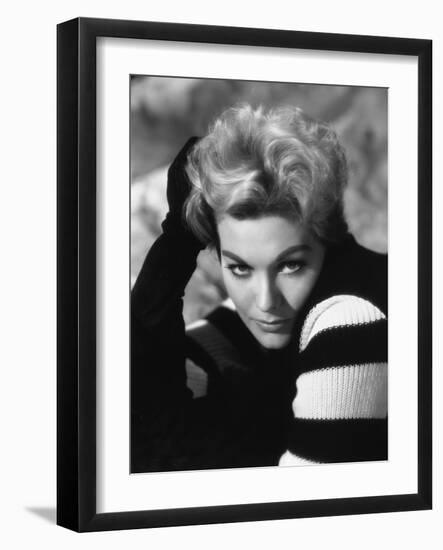 Kim Novak-null-Framed Photographic Print