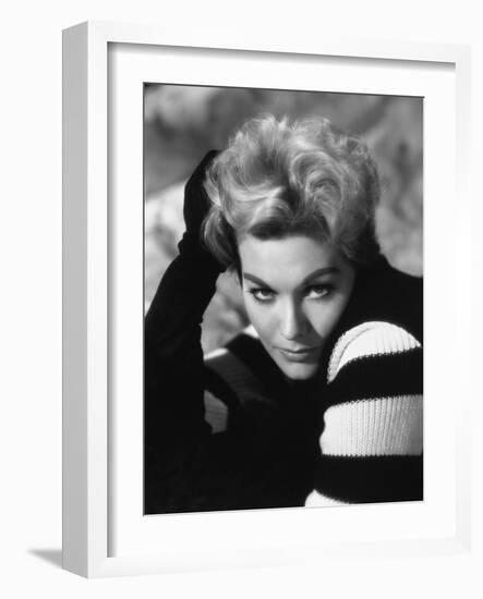 Kim Novak-null-Framed Photographic Print