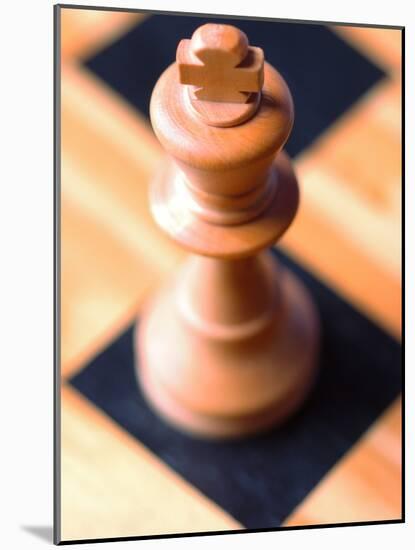 King chess piece on chessboard-null-Mounted Photographic Print