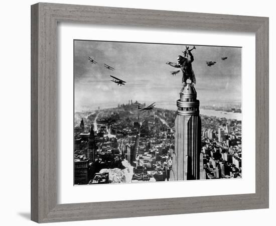 King Kong 1933-null-Framed Premium Photographic Print