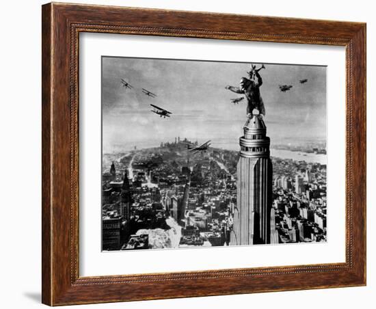 King Kong 1933-null-Framed Premium Photographic Print