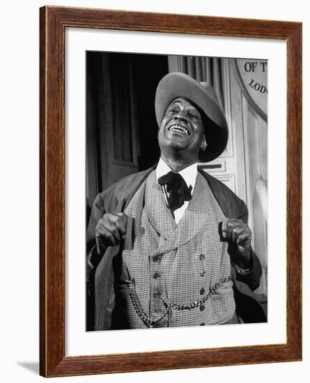 Kingfish Tim Moore, Putting on the Charm in the TV Series "Amos 'N' Andy"-Loomis Dean-Framed Premium Photographic Print