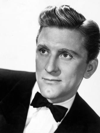 'Kirk Douglas."A Letter To Three Wives" 1939, Directed by ...