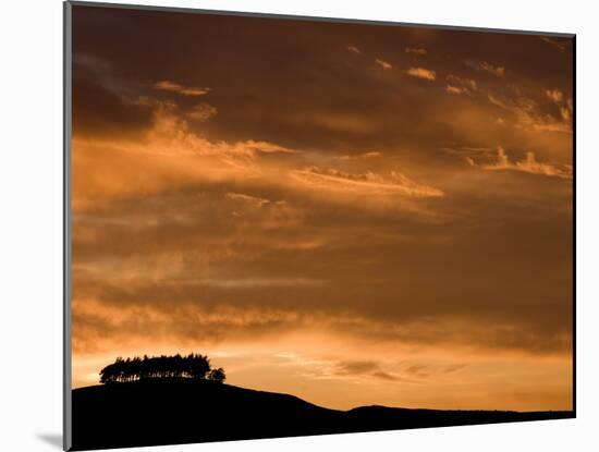 Kirkcarrion, a Chieftans Iron Age Tomb at Sunset, Teesdale, Co Durham, England, UK-Andy Sands-Mounted Photographic Print