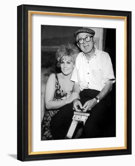 KISS ME STUPID, 1964 directed by BIILY WILDER On the set, Kim Novak and Billy Wilder (b/w photo)-null-Framed Photo