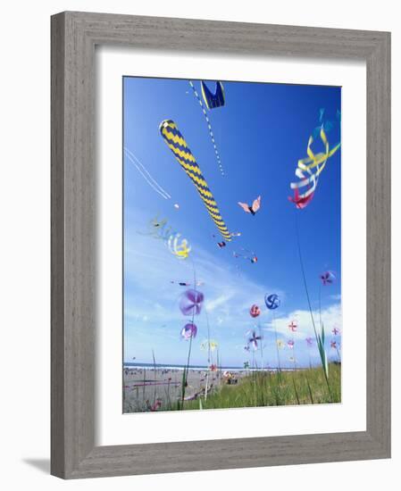 Kites on the Beach, Long Beach, Washington, USA-Merrill Images-Framed Photographic Print