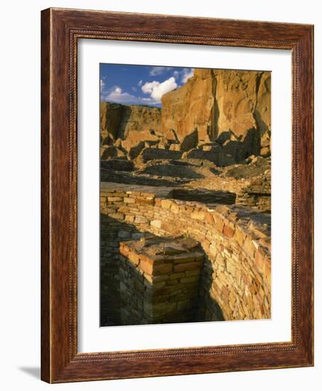 Kiva wall, Pueblo Bonito, Chaco Canyon, Chaco Culture National Historical Park, New Mexico, USA-Scott T. Smith-Framed Photographic Print