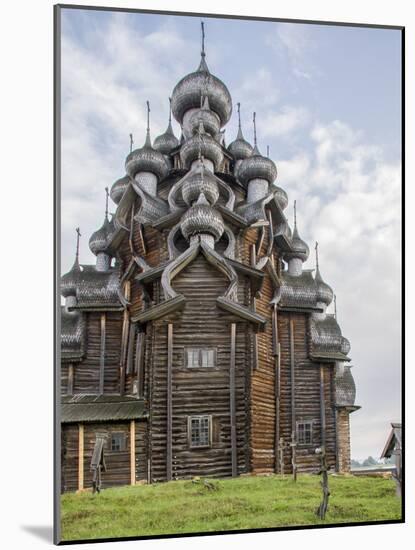 Kizhi Pogost Wooden Church. UNESCO World Heritage Site. Kizhi Island in Lake Onega. Karelia. Russia-Tom Norring-Mounted Photographic Print