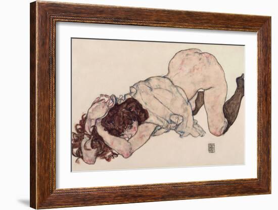 Kneeling Girl, Resting on Both Elbows, 1917-Egon Schiele-Framed Giclee Print