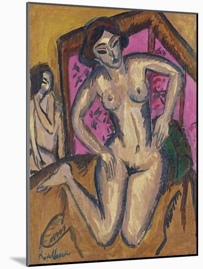 Kneeling Nude in Front of Red Screen, Ca 1911-1912-Ernst Ludwig Kirchner-Mounted Giclee Print