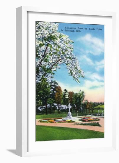 Knoxville, Tennessee - Springtime Scene on Talahi Drive in the Sequoyah Hills-Lantern Press-Framed Art Print