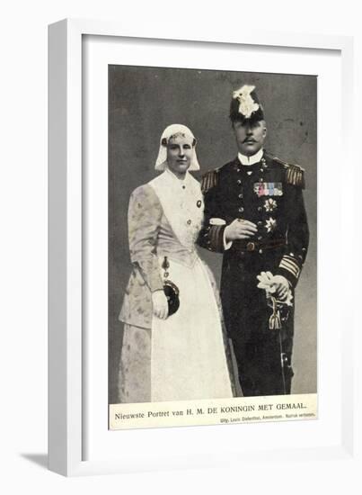 Koningin Wilhelmina Met Gemaal, Niederlande-null-Framed Giclee Print