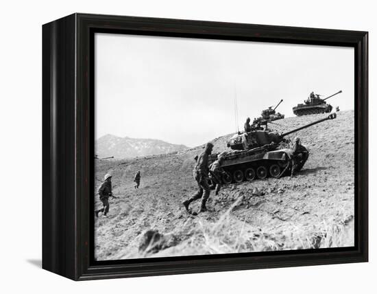 Korean War: Infantrymen-null-Framed Premier Image Canvas