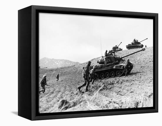 Korean War: Infantrymen-null-Framed Premier Image Canvas
