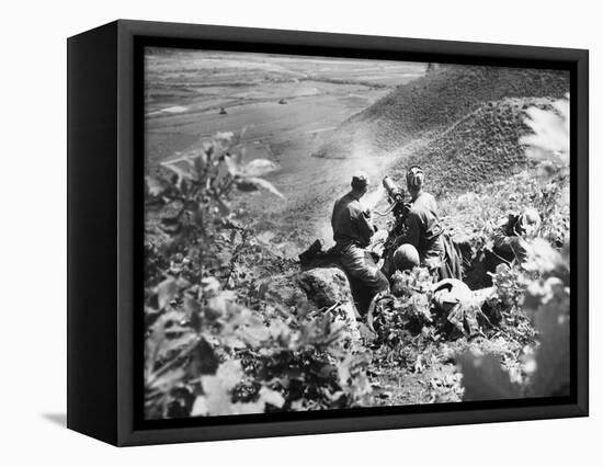 Korean War: Machine Gun-null-Framed Premier Image Canvas