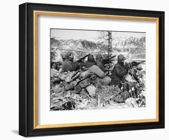 Korean War: Soldiers-null-Framed Photographic Print