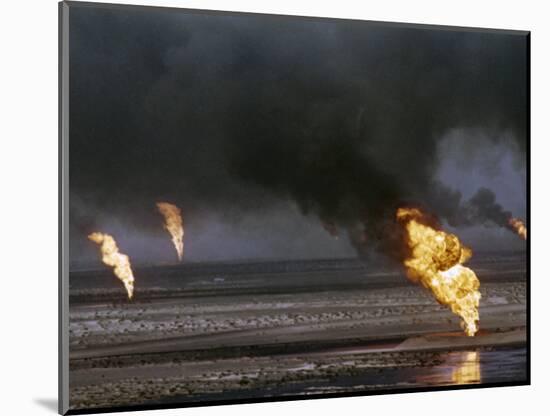 Kuwait Oil Fire-null-Mounted Photographic Print