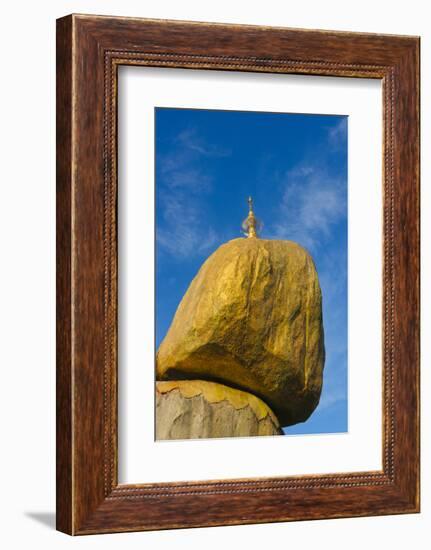 Kyaiktiyo Pagoda, Gold Rock, Mon State, Myanmar-Keren Su-Framed Photographic Print