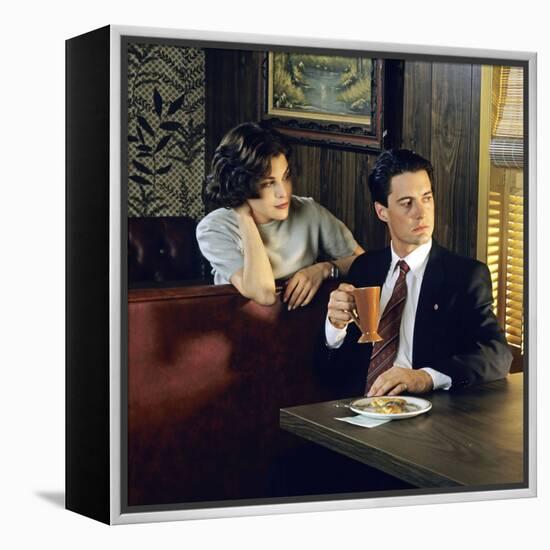 KYLE MacLACHLAN; SHERILYN FENN. "Twin Peaks" [1990], directed by DAVID LYNCH.-null-Framed Stretched Canvas