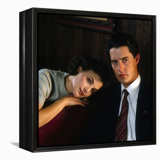 KYLE MacLACHLAN; SHERILYN FENN. "Twin Peaks" [1990], directed by DAVID LYNCH.-null-Framed Stretched Canvas