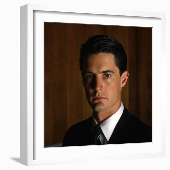 KYLE MacLACHLAN. "Twin Peaks" [1990], directed by DAVID LYNCH.-null-Framed Premium Photographic Print