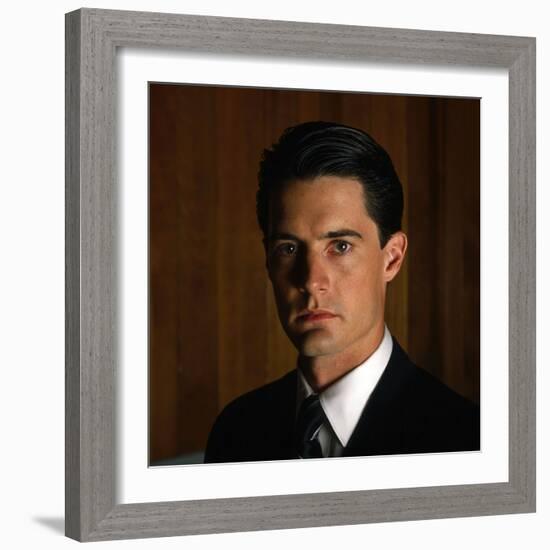 KYLE MacLACHLAN. "Twin Peaks" [1990], directed by DAVID LYNCH.-null-Framed Photographic Print