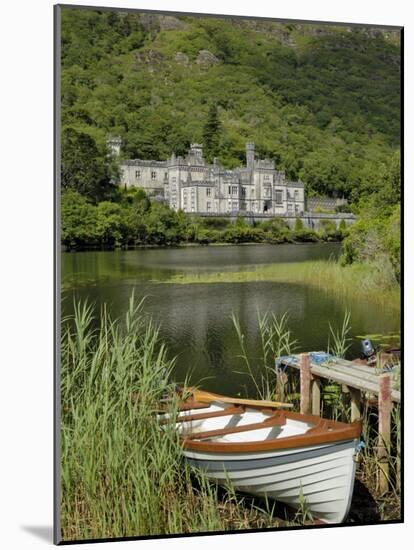 Kylemore Abbey, Connemara, County Galway, Connacht, Republic of Ireland-Gary Cook-Mounted Photographic Print