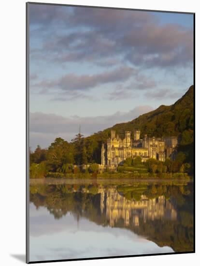 Kylemore Abbey, Connemara National Park, Connemara, Co, Galway, Ireland-Doug Pearson-Mounted Photographic Print