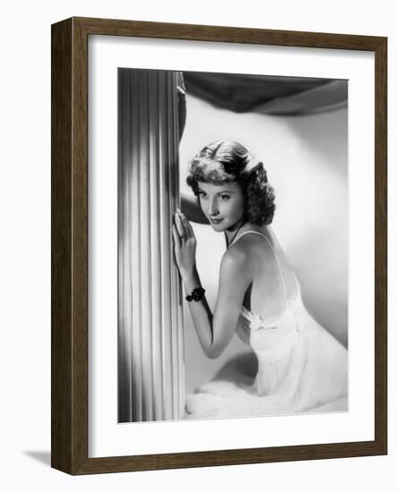 L'actrice americaine Barbara Stanwyck (1907- 1990) (b/w photo)-null-Framed Photo