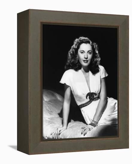 L'actrice americaine Barbara Stanwyck (1907- 1990) dans les annees 40 (b/w photo)-null-Framed Stretched Canvas