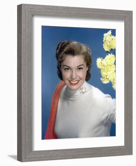 L'actrice Esther Williams, c. 1953 --- Esther Williams, c. 1953 (photo)-null-Framed Photo