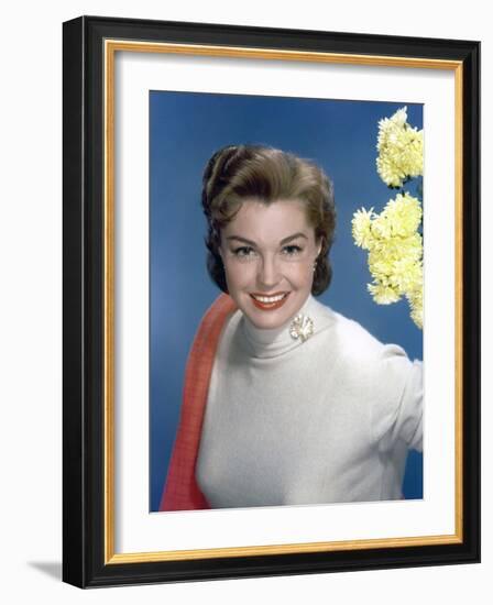 L'actrice Esther Williams, c. 1953 --- Esther Williams, c. 1953 (photo)-null-Framed Photo