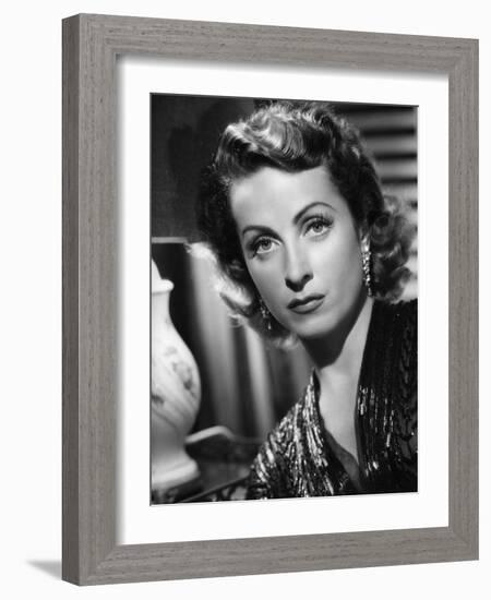 L'Affaire Ciceron 5 FINGERS, (aka FIVE FINGERS) by Joseph L. Mankiewicz with Danielle Darrieux, 195-null-Framed Photo