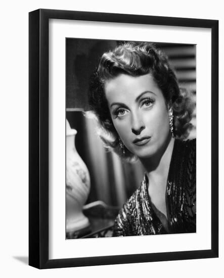 L'Affaire Ciceron 5 FINGERS, (aka FIVE FINGERS) by Joseph L. Mankiewicz with Danielle Darrieux, 195-null-Framed Photo