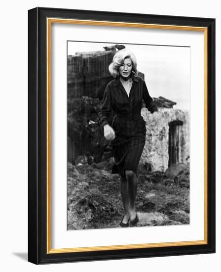 L'Avventura, Monica Vitti, 1960-null-Framed Photo