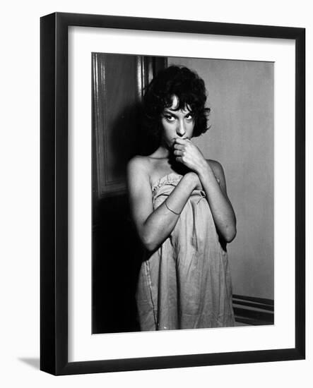 L'eau a la bouche by Jacques Doniol Valcroze with Bernadette Lafont, 1960 (b/w photo)-null-Framed Photo